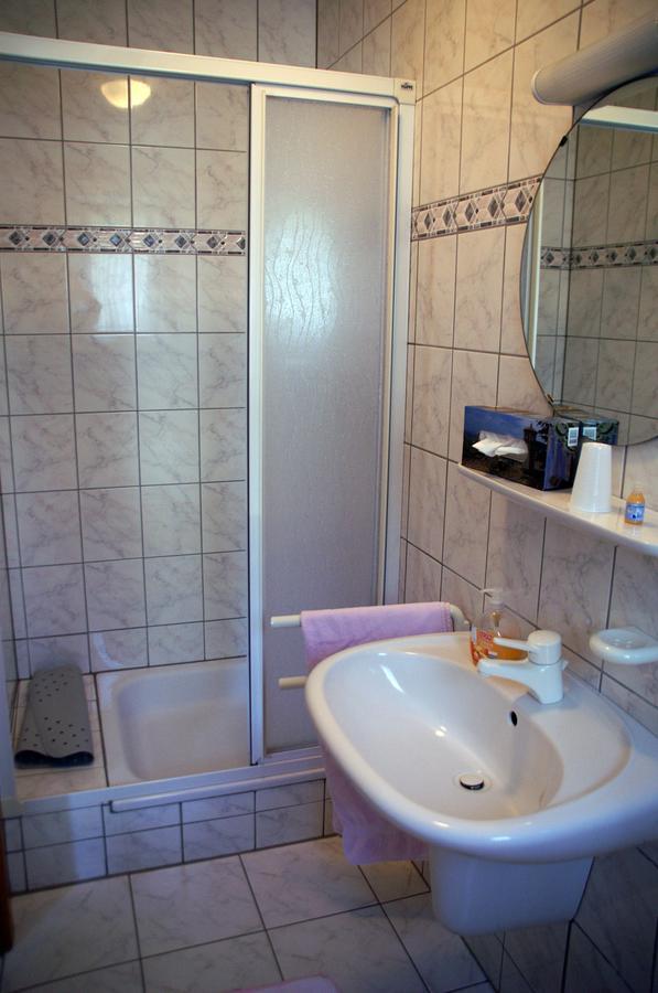 Hotel Restaurant Bieberstuben مندن المظهر الخارجي الصورة